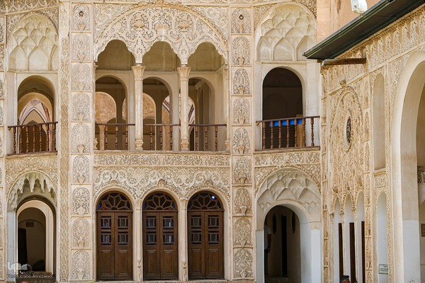 خانه طباطبایی‌ها کاشان