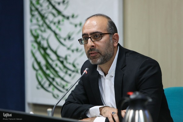 مرتضی خدمتکار آرانی در نشست هم‌اندیشی صاحبنظران و فعالان مردمی نهج‌البلاغه