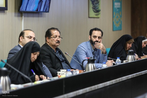 نشست هم‌اندیشی صاحبنظران و فعالان مردمی نهج‌البلاغه