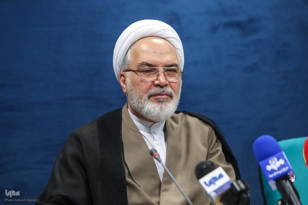 نشست هم‌اندیشی صاحبنظران و فعالان مردمی نهج‌البلاغه