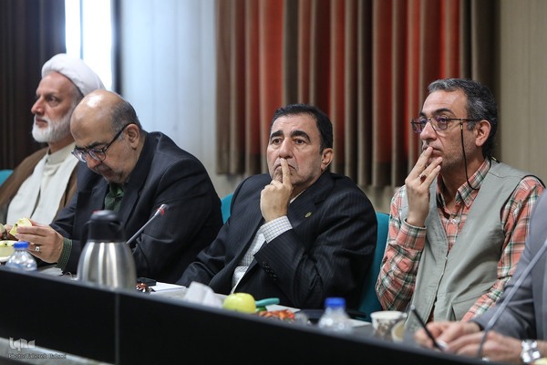 نشست هم‌اندیشی صاحبنظران و فعالان مردمی نهج‌البلاغه