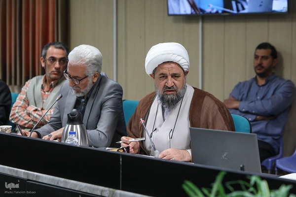 نشست هم‌اندیشی صاحبنظران و فعالان مردمی نهج‌البلاغه