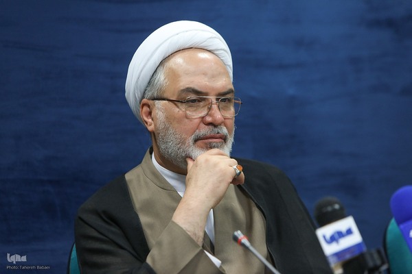 نشست هم‌اندیشی صاحبنظران و فعالان مردمی نهج‌البلاغه