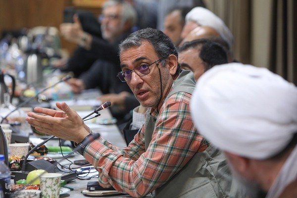 نشست هم‌اندیشی صاحبنظران و فعالان مردمی نهج‌البلاغه