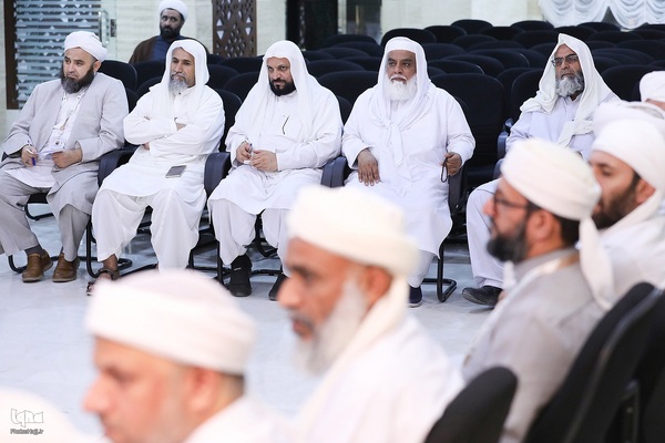 دیدار علمای اهل سنت با سرپرست حجاج ایرانی در مکه