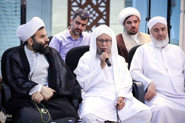 دیدار علمای اهل سنت با سرپرست حجاج ایرانی در مکه