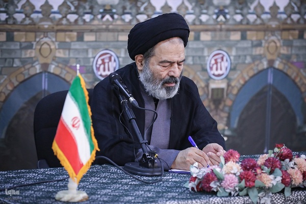 دیدار علمای اهل سنت با سرپرست حجاج ایرانی در مکه