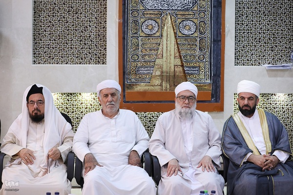 دیدار علمای اهل سنت با سرپرست حجاج ایرانی در مکه