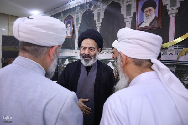 دیدار علمای اهل سنت با سرپرست حجاج ایرانی در مکه