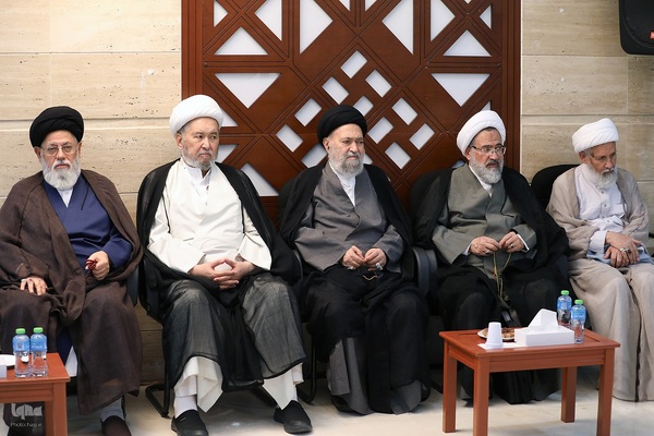 دیدار نمایندگان مراجع عظام تقلید با سرپرست حجاج ایرانی