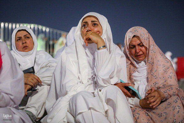 آوای دعای امام حسین (ع) در دل عرفات؛ شب بی‌نهایت نیاز