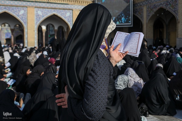 اجتماع پرشور دلدادگان حسینی در حرم عبدالعظیم (ع)؛ طنین دعای عرفه در قبله تهران