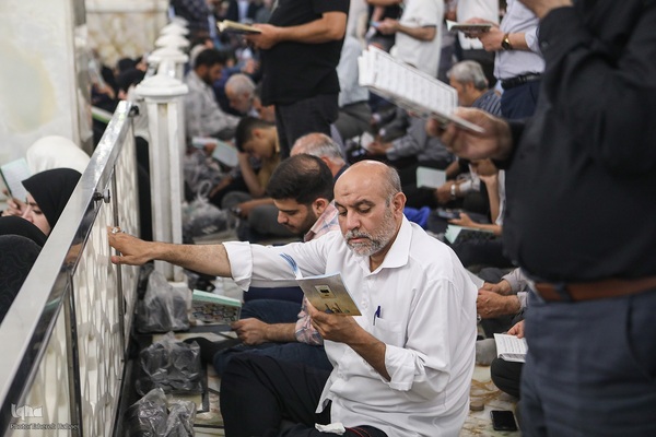 اجتماع پرشور دلدادگان حسینی در حرم عبدالعظیم (ع)؛ طنین دعای عرفه در قبله تهران