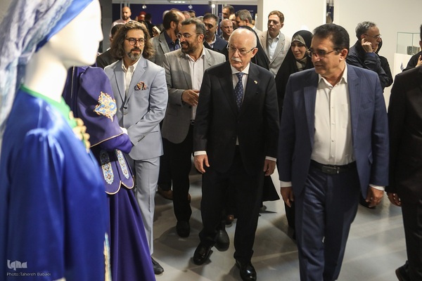 مراسم افتتاحیه نمایشگاه سیزدهمین جشنواره مد و لباس فجر