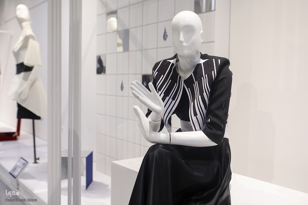 مراسم افتتاحیه نمایشگاه سیزدهمین جشنواره مد و لباس فجر