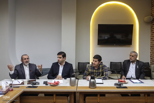 نشست بایسته‎های مشارکت سیاسی در ایران