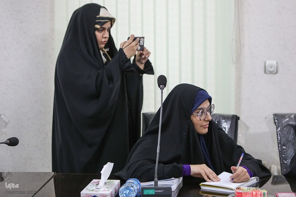 میزگرد علمی «خانواده‌محوری و مسئله مهریه» از منظر حقوقی و جامعه‌شناختی