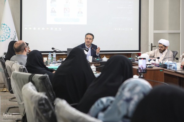 میزگرد علمی «خانواده‌محوری و مسئله مهریه» از منظر حقوقی و جامعه‌شناختی