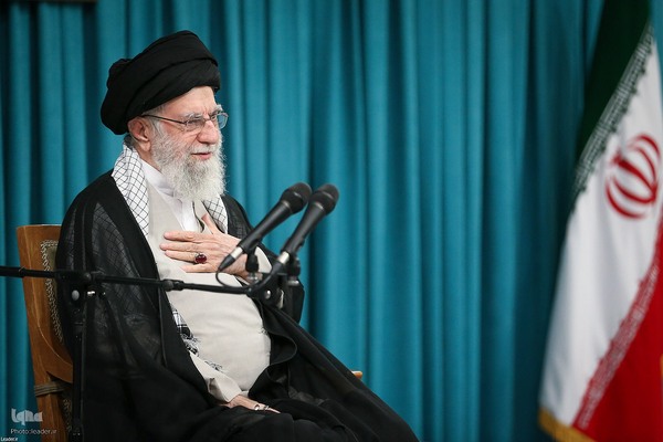 دیدار نمایندگان مجلس شورای اسلامی با رهبر انقلاب