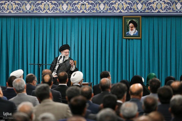 دیدار نمایندگان مجلس شورای اسلامی با رهبر انقلاب