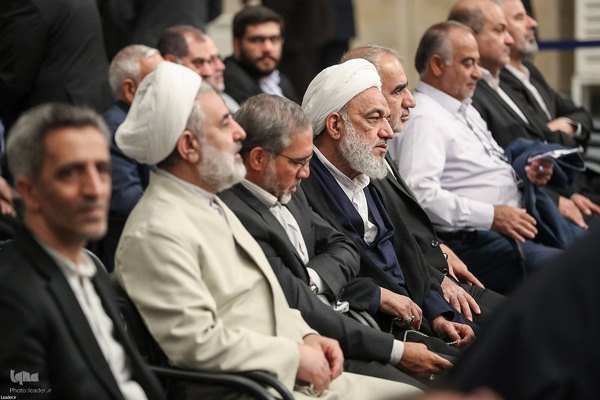 دیدار نمایندگان مجلس شورای اسلامی با رهبر انقلاب