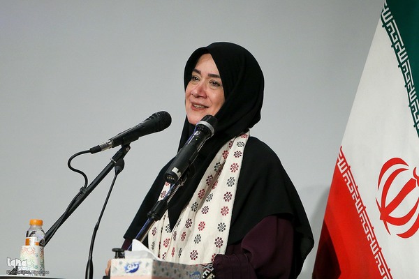 تجلیل از پیش‌کسوتان صنایع دستی در فرهنگستان هنر