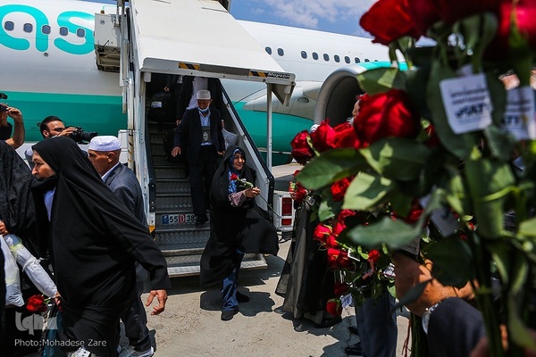 آغاز بازگشت حجاج از سرزمین وحی در مشهد