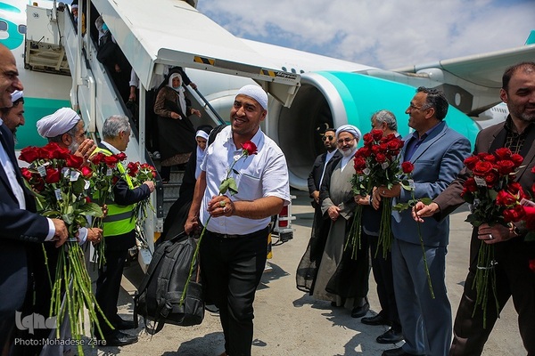 آغاز بازگشت حجاج از سرزمین وحی در مشهد