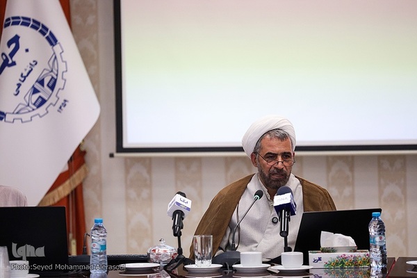 شست «حضرت علی(ع) از واقعیت تاریخی تا امام اسطوره‌ای» در مشهد