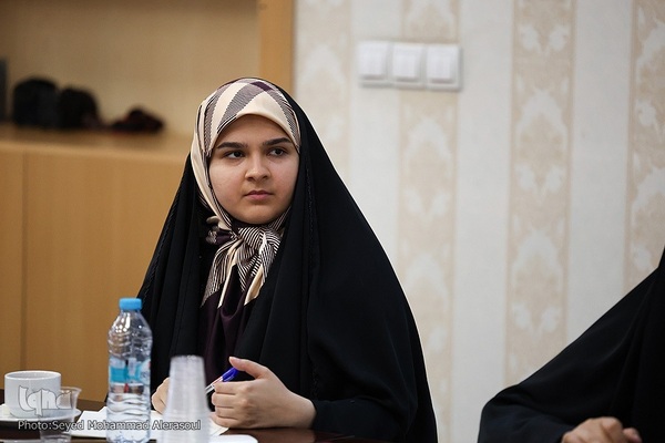 شست «حضرت علی(ع) از واقعیت تاریخی تا امام اسطوره‌ای» در مشهد