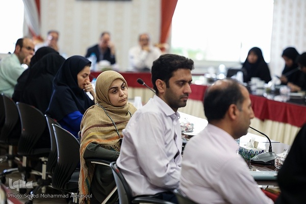 شست «حضرت علی(ع) از واقعیت تاریخی تا امام اسطوره‌ای» در مشهد