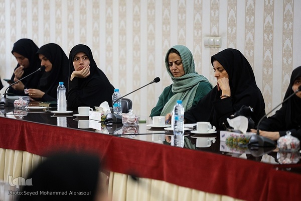 شست «حضرت علی(ع) از واقعیت تاریخی تا امام اسطوره‌ای» در مشهد