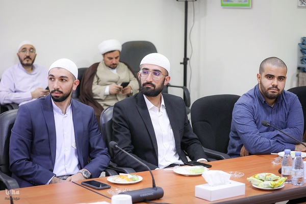 دیدار اعضای کاروان قرآنی نور با نماینده ولی‌فقیه در امور حج و زیارت