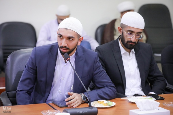 دیدار اعضای کاروان قرآنی نور با نماینده ولی‌فقیه در امور حج و زیارت