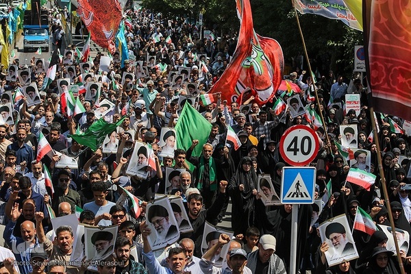 اجتماع مردم مشهد در محکومیت حمله اسرائیل به ایران