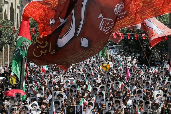 اجتماع مردم مشهد در محکومیت حمله اسرائیل به ایران
