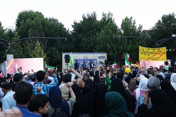 خروش غدیری مردم اصفهان