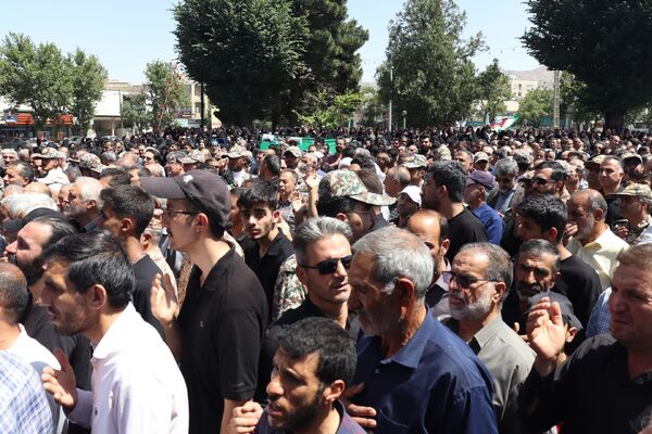 ملایر میزبان پیکر پاک دو شهید مدافع آسمان ایران‎