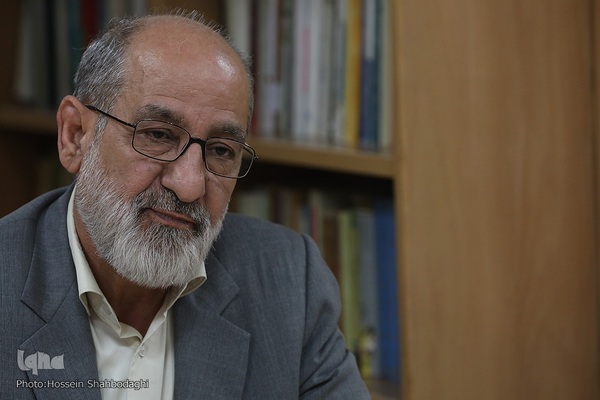 محمد اسفندیاری