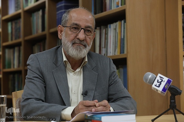 محمد اسفندیاری