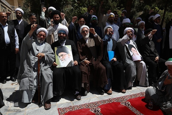 اجتماع حوزویان در محکومیت جنایات رژیم صهیونیستی