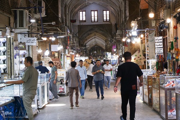 اصفهان در تکاپوی زندگی روزمره