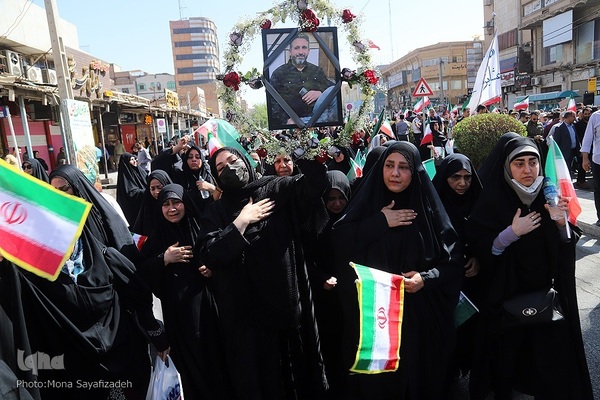 تشییع پیکر شهدای راه وطن در اهواز