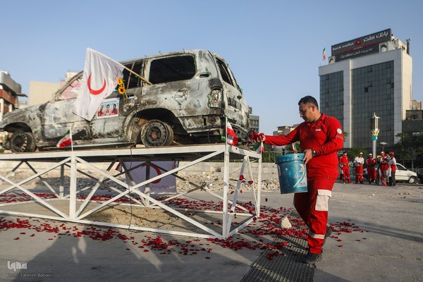 گلباران آمبولانس هدف‌قرارگرفته شده توسط رژیم صهیونیستی در میدان هفت‌تیر