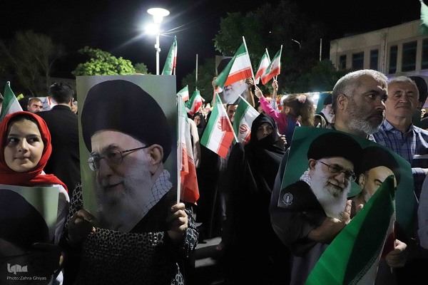 تجمع مردمی حمایت از بشارت فتح در تبریز