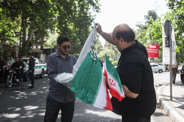 تجمع اعتراضی خانواده شهدا و ایثارگران در محکومیت حملات رژیم صهیونیستی و آمریکا