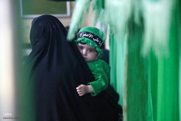 مراسم شیرخوارگان حسینی در یزد