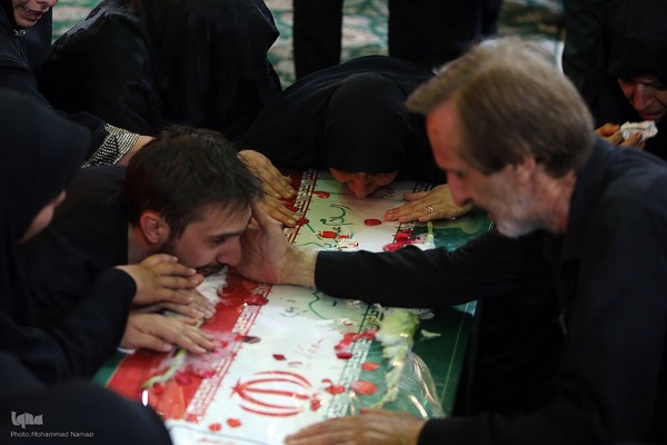 مراسم تشییع و خاکسپاری حافظ قرآن پاسدار شهید احسان ذاکری