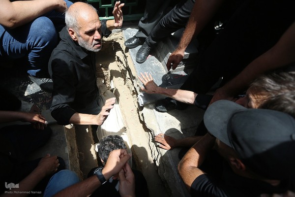 مراسم تشییع و خاکسپاری حافظ قرآن پاسدار شهید احسان ذاکری