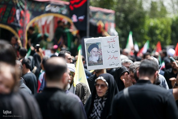 تشییع پیکر ۶۰ شهید اقتدار در تهران